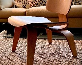 Authentic Eames Molded Plywood Lounge Chair, needs minor repair
