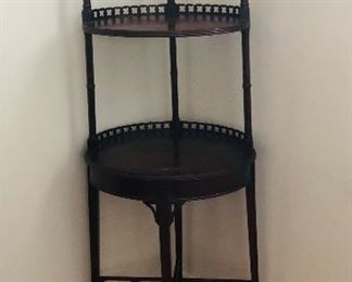 Three shelf Étagère