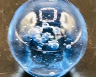 Crystal blue controlled bubbles paperweight 