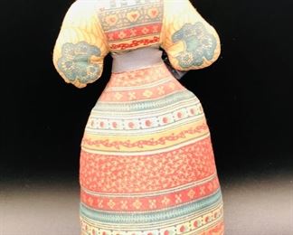 Avon American Heirloom doll