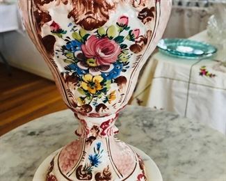 Italian Majolica Hand Painted Porcelain Amphora Lamp Putti Handles 