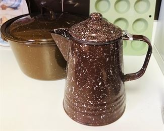 Brown spatter enamel ware