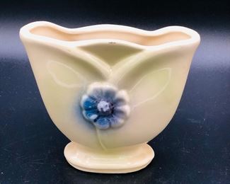 Vintage Fan Shape Small USA Vase #1264 Small Flower