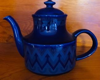 Arthur Wood Stratford Made in England 5434 Cobalt Blue Teapot w Lid 