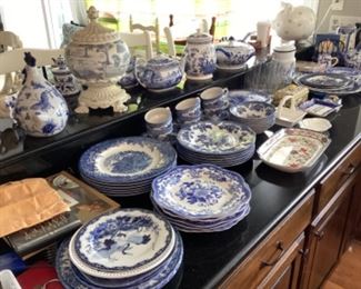 Blue and white decorative china
