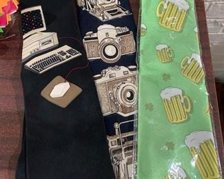 Unique Ties priced Vintage Retro