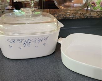 Corning Ware 5 liter Provincial Blue Dutch Oven with lid
