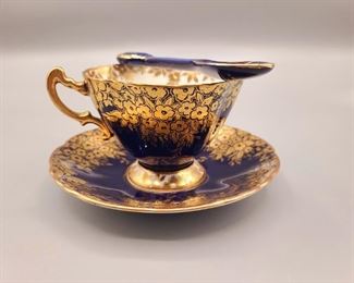 Hammersley & Co. Tea Cup and Saucer 
*made in England