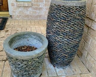 Pebble stone planters