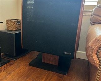 DQ-10 Dahlquist Speakers with stand