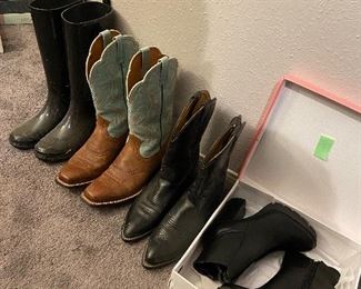 Women’s shoes & boots