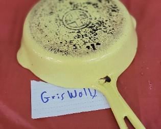 GRISWOLD CAST IRON SKILLET