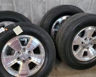 4 TOYOTA 4 RUNNER TIRES