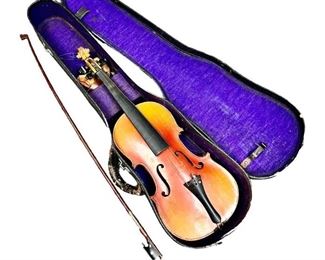 Vintage Universal Favorite Violin