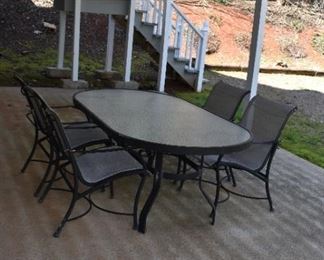 Oval Outdoor Dining Table