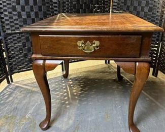 Traditional Style Wood Accent Table with 1 Drawer