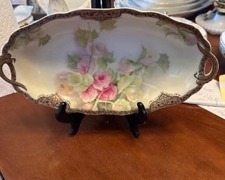 Beautiful Roseville Platter