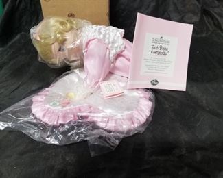 140+ Precious Moments