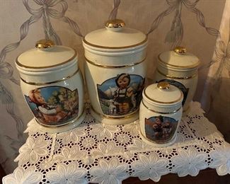 1991 Danbury Mint Hummel Collection 4 pieces