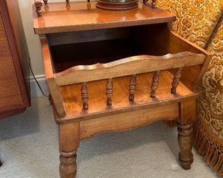 	#34	Vintage side table 19.5x24x21	 $25.00 				
