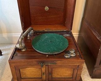 	#68	Antique Victrola in wooden case 20x17x14 as is	 $40.00 				