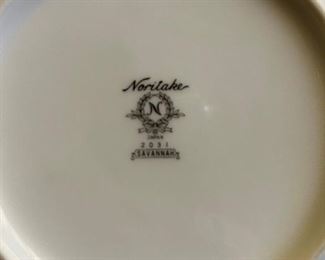 	#8	Noritake" Savannah" 79 piece set of china	 $125.00 							