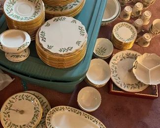 Massive Lenox Hoilday/every piece and extras
