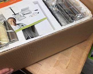 NIB gadgets Pasta Maker