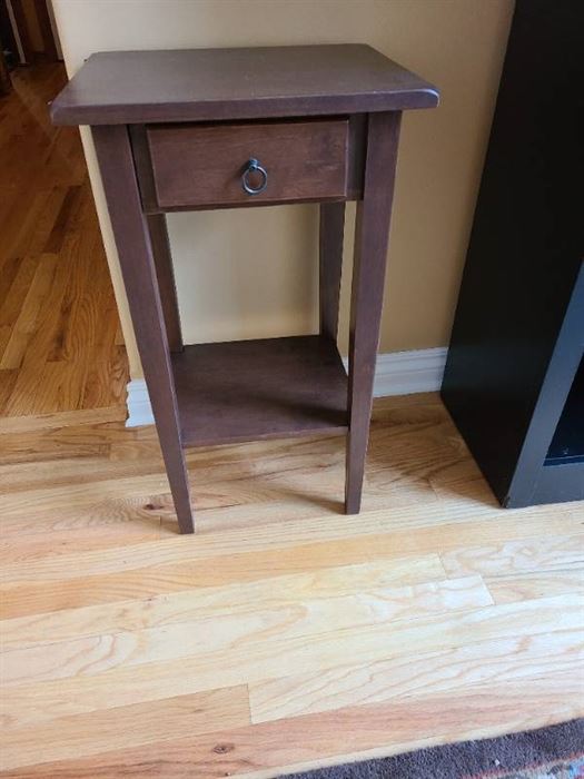 Nightstand 1 drawer, 1 shelf 29.5 x 17 x 14