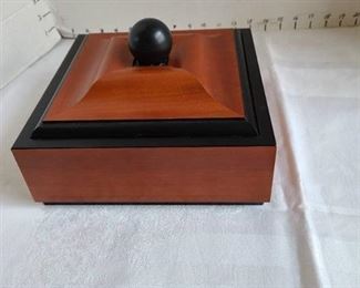 Beautiful velvet lined box 9x9x4