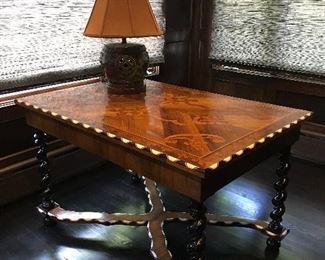 Flemish, Baroque writing table
rosewood with marquetry top & inlay
c 1790 Paris, as is
49.5” x 35.5” x 30” h

Was $7000
Now $2500