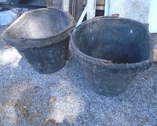 rubber feed buckets