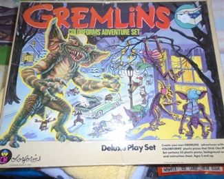 Gremlins Colorform play set