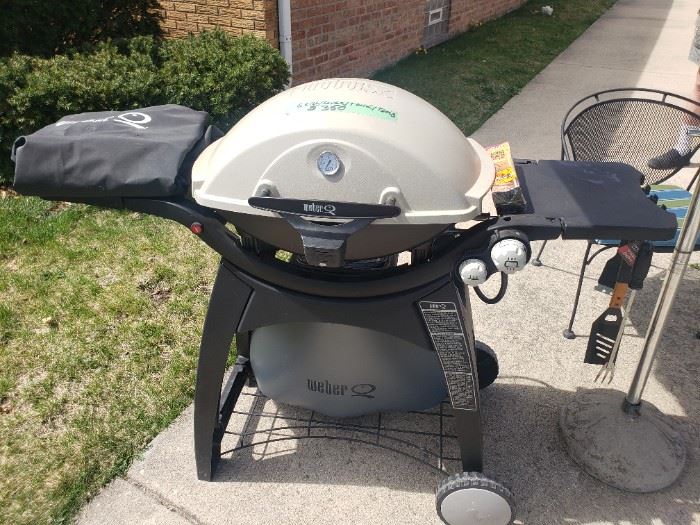 Schiller Park Estate Sale starts on 4/13/2023