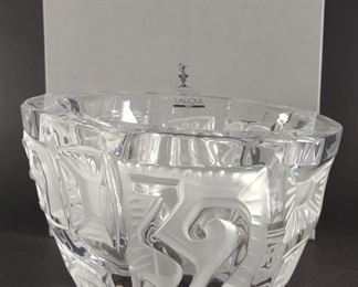 Lalique Vase 32 American Cup w/ Box & Paperwork