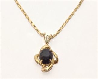 14K Gold Italian Necklace w/ Black Cut Pendant
