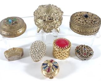 8 Vintage Compacts & Pill Boxes
