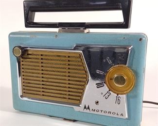 1959 Motorola 56M2 HS-535 Portable Radio (Works)
