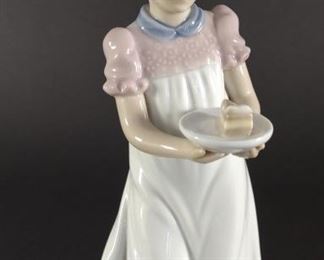 Lladro #5429 Happy Birthday Girl Figure w/ Box