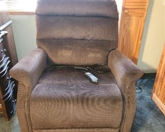 Power lift chair