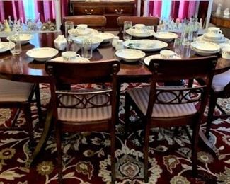 Duncan Phyfe double pedestal dining table with six chairs