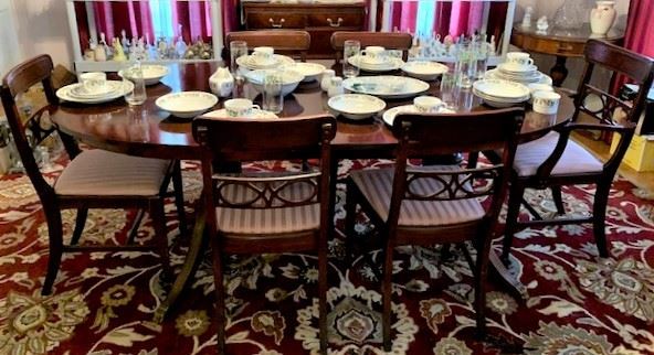 Duncan Phyfe double pedestal dining table with six chairs