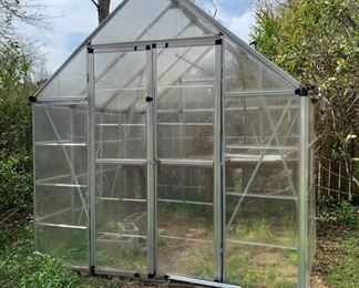 Snap & Grow greenhouse 8'  x  8' = Assembly instructions are available