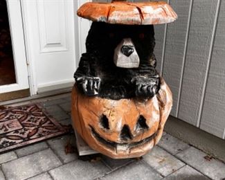 Chainsaw Wood carved bear