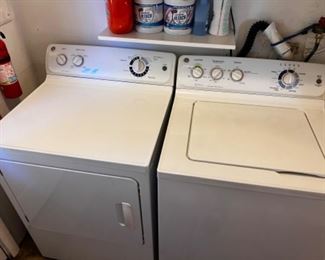 GE washer and gas dryer