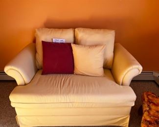 Two twin pullout sofa beds. Very comfortable.