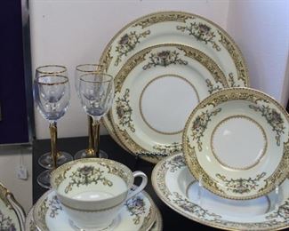 Noritake China - Crestwood Pattern