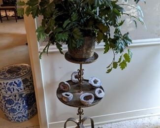 METAL STAND with GEODES