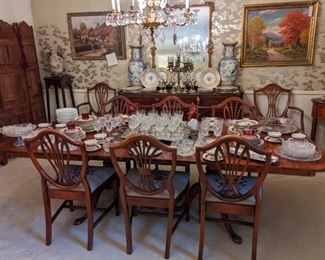 ANTIQUE DUNCAN PHYFE MAHOGANY DINING TABLE with 3 LEAVES & SET of 10 CHAIRS