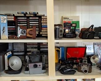 VINTAGE CAMERAS & ACCESSORIES